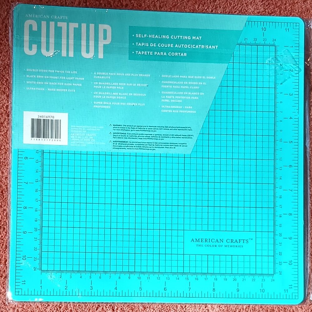 CUT IT UP DOUBLE-SIDED SELF-HEALING MAT 11x11 - NEW IN PACKAGE